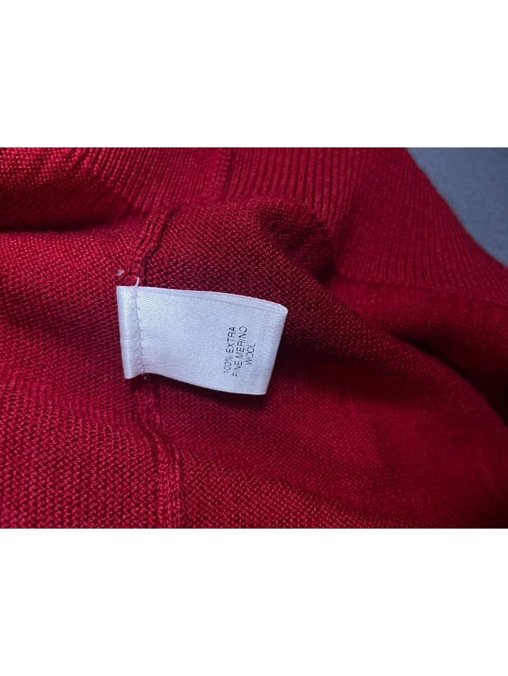 TURNBURY RED EXTRA FINE MERINO WOOL CLASSIC V-NECK LONG SLEEVE SWEATER SZ L EUC!